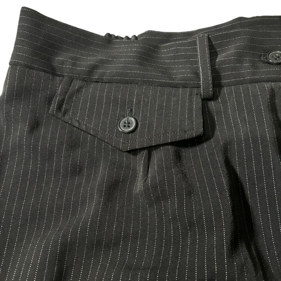 NWT Larry Levine Woman Stretch Pinstripe City Shorts Dress Up Going Out Size 20W - Picture 7 of 16